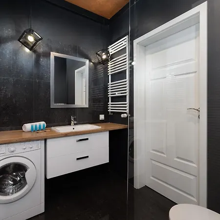 Raginisa Modern Apartment